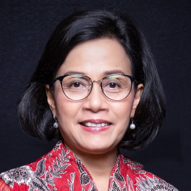 Headshot of Sri Mulyani