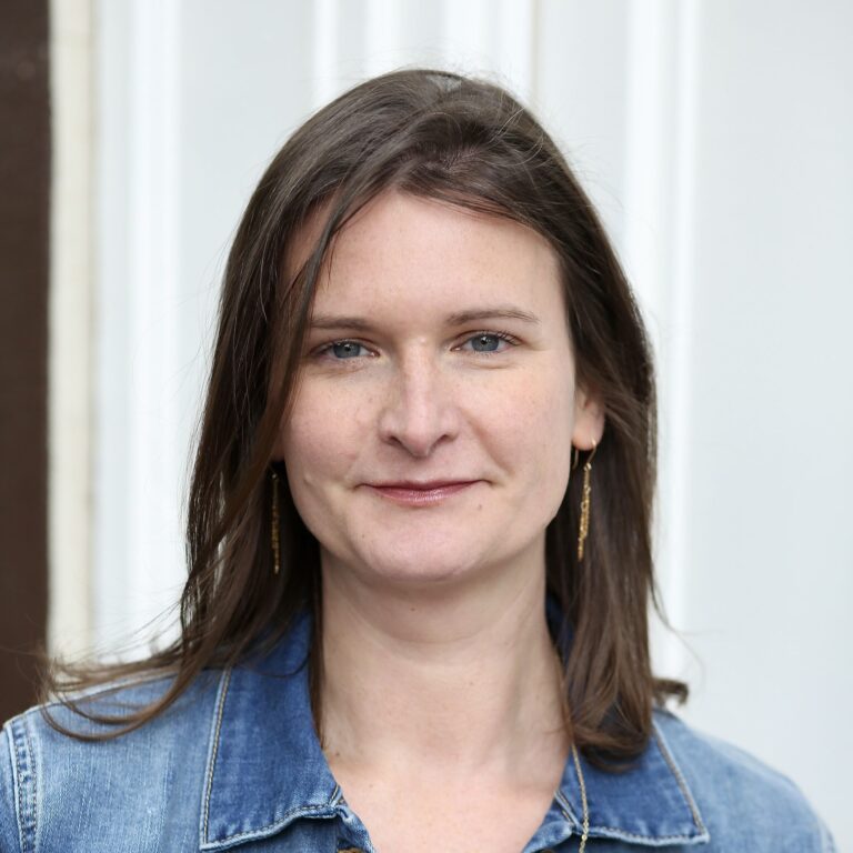 Headshot of Danielle Holly